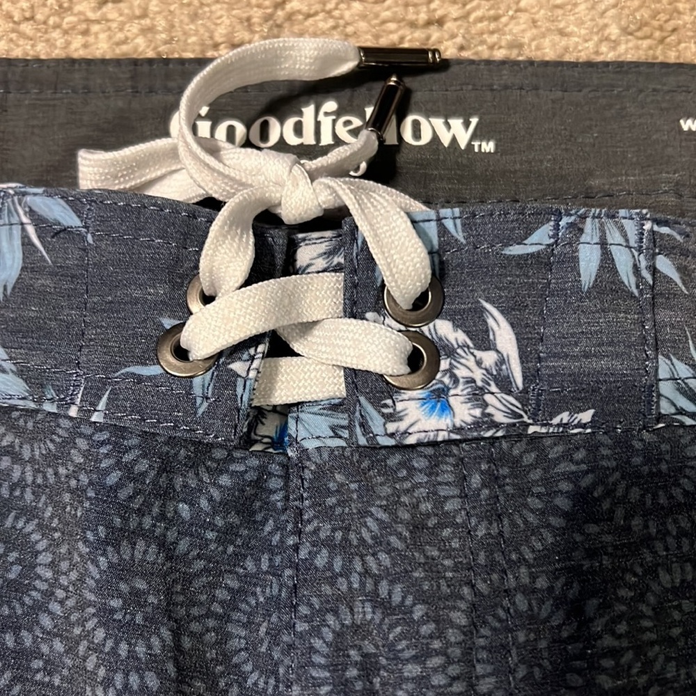 Men’s Goodfellow & Co Trunks - Picture 2 of 5
